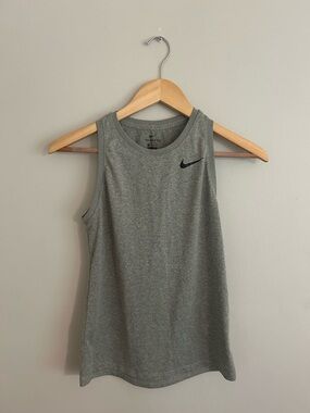 Nike Women's Heather Grey Sleeveless Performance Tank with Black Swoosh